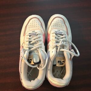 Nike Air Sneakers - White and Pink